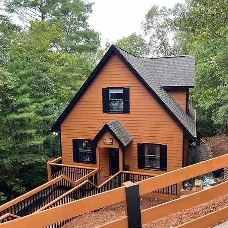 Villa Helen, Ga Bear Paw Haus